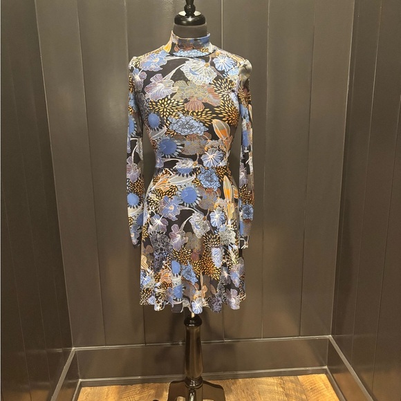 Floral H&M Long Sleeve turtleneck  - Blue and Black gorgeous patterned dress - Picture 1 of 7